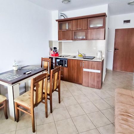 Apartament Studio Comfort Primorsko Mm Complex Exteriér fotografie